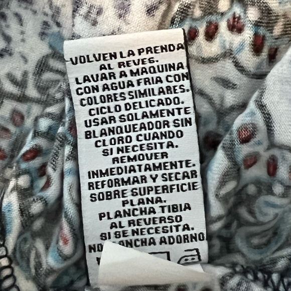 RXB Sleeveless V-Neck Blouse - Picture 6 of 6